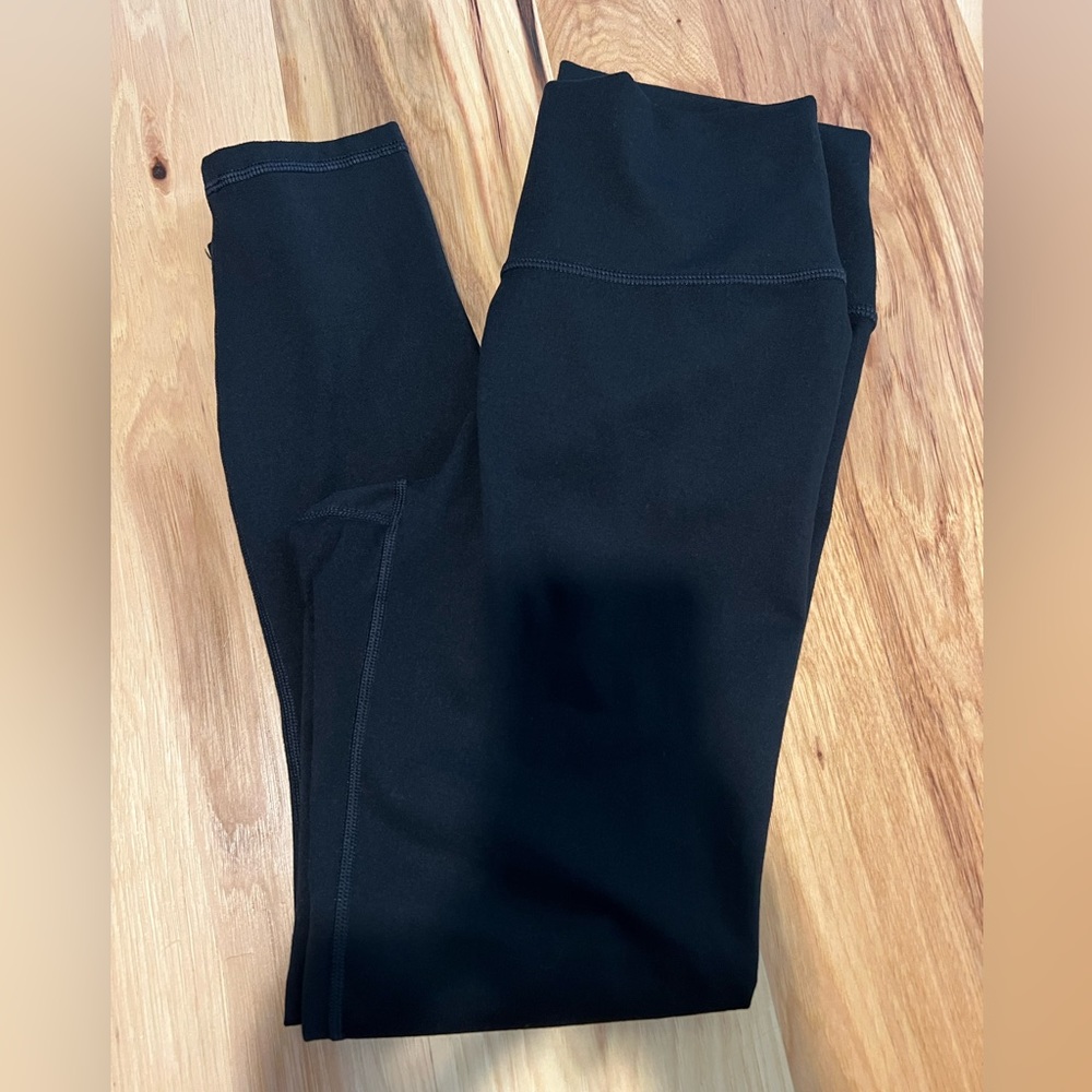 Fabletics Powerhold Capri Leggings, Size Small